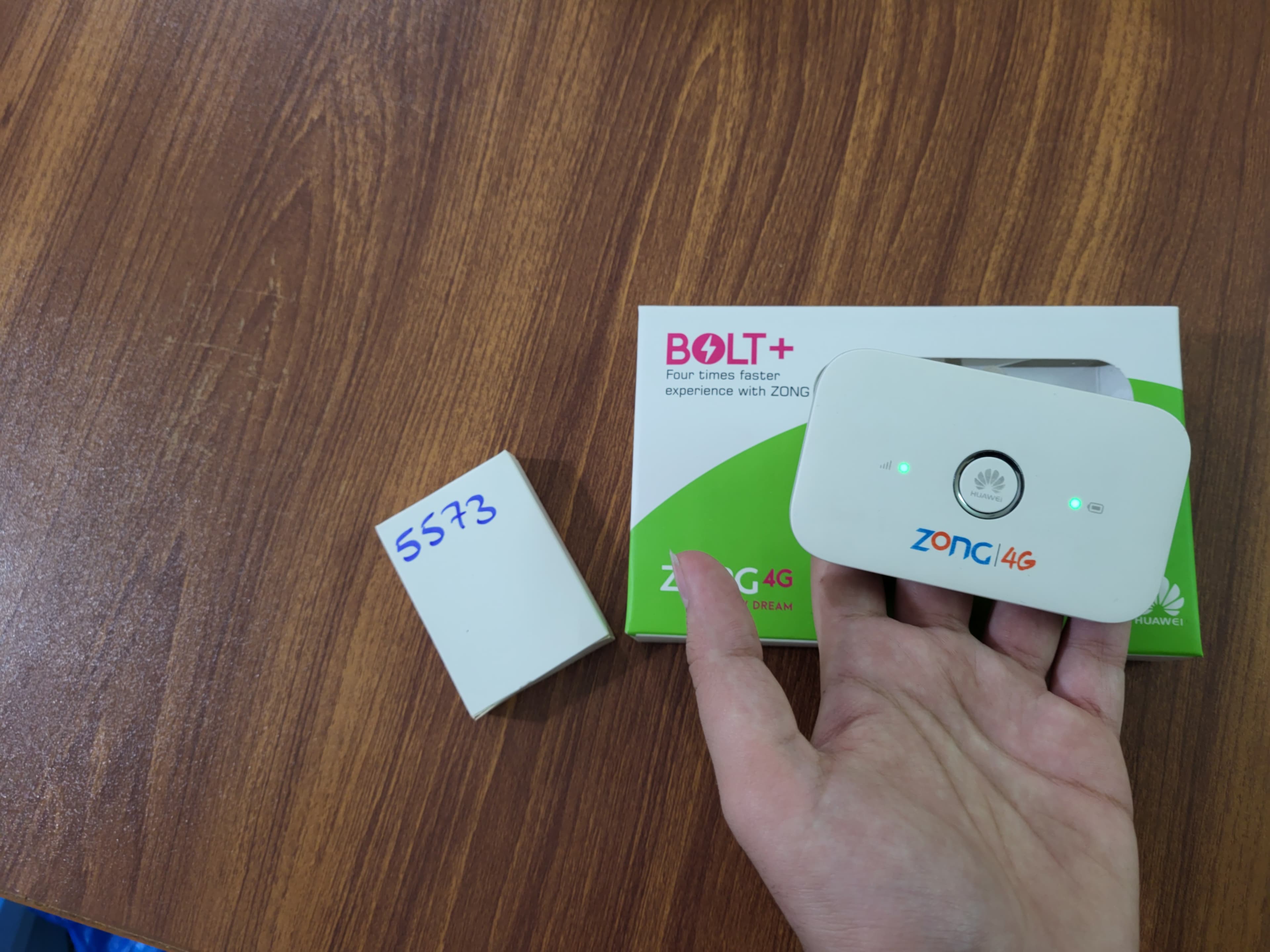 Zong E5573s with box and SIM